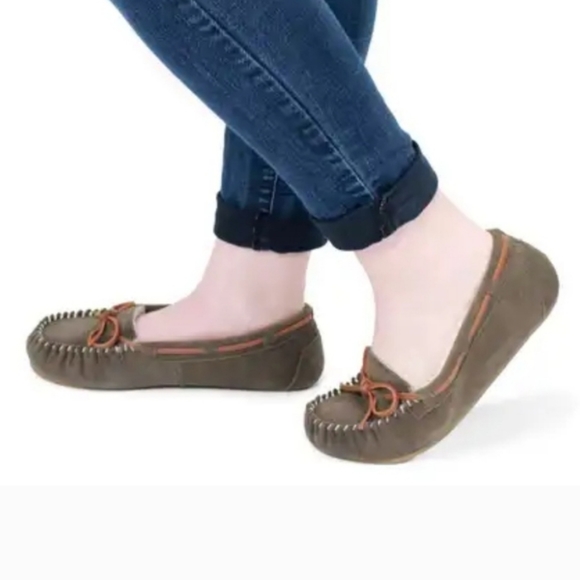 Birch SoftMoc Bali Canuine Leather Slip On - Picture 10 of 12